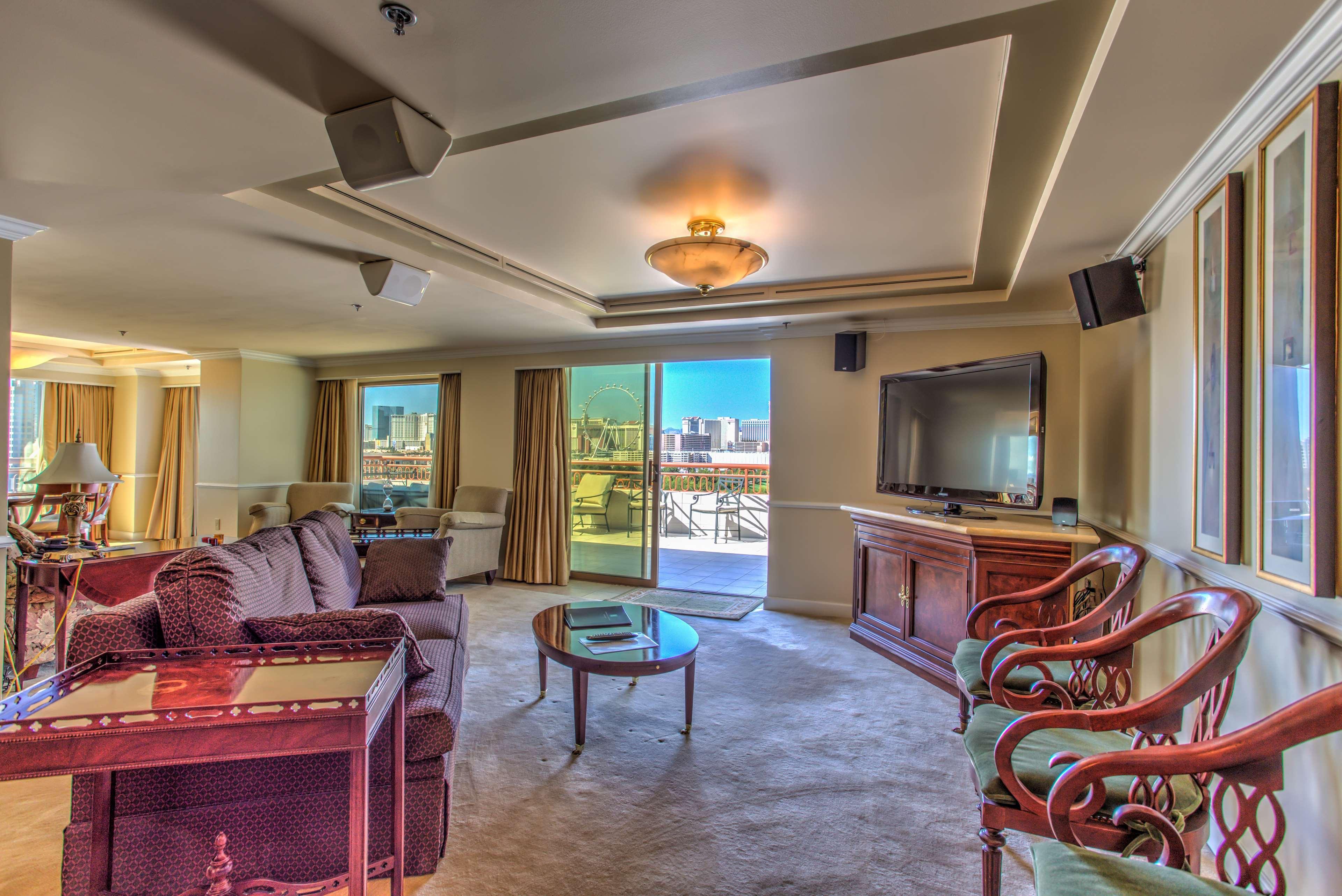Embassy Suites By Hilton Convention Center Лас Вегас Екстериор снимка
