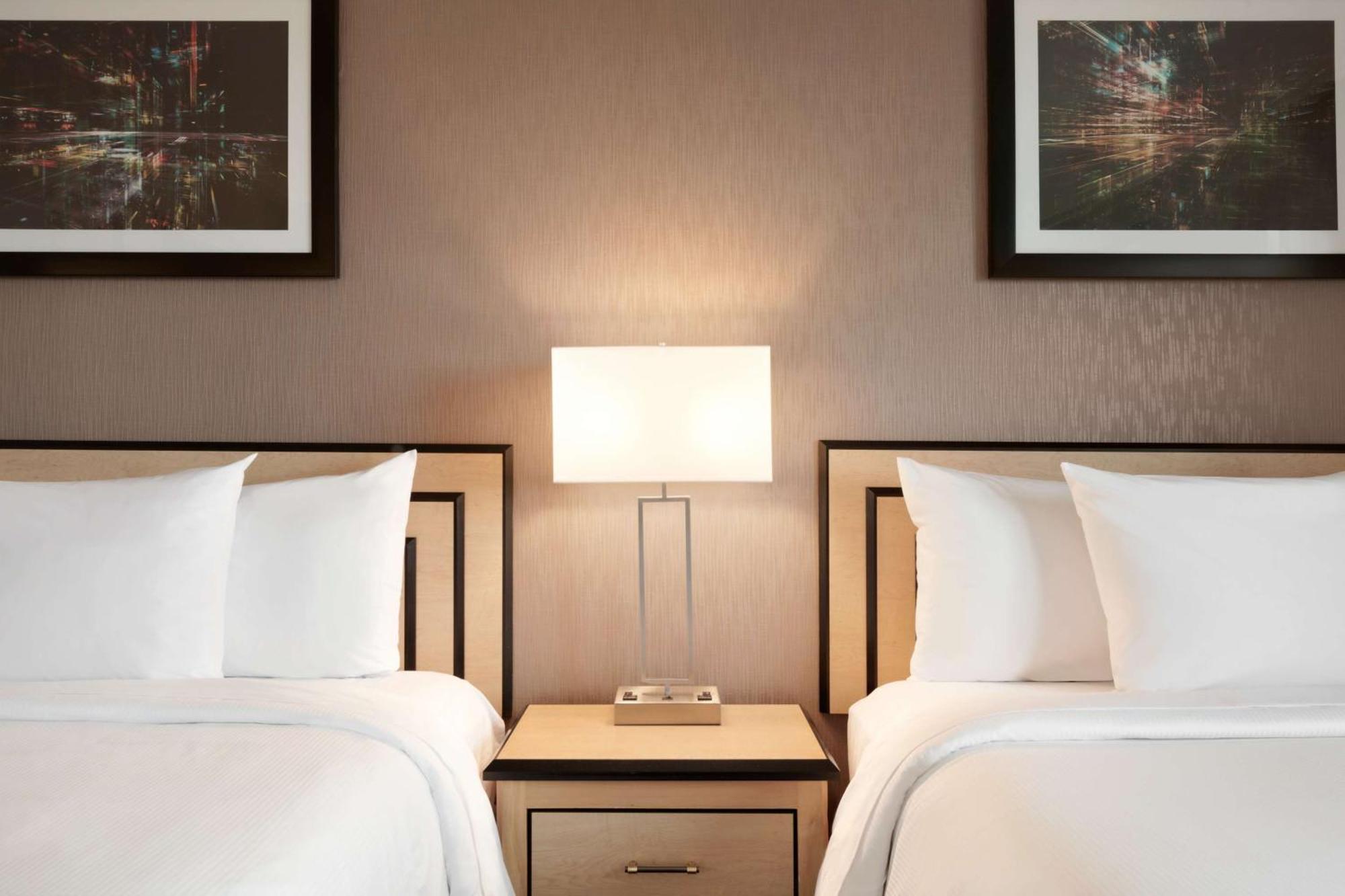 Embassy Suites By Hilton Convention Center Лас Вегас Екстериор снимка