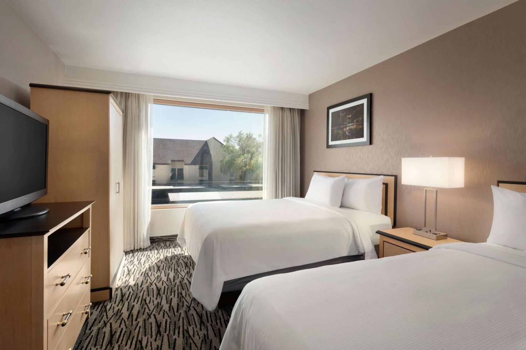 Embassy Suites By Hilton Convention Center Лас Вегас Екстериор снимка