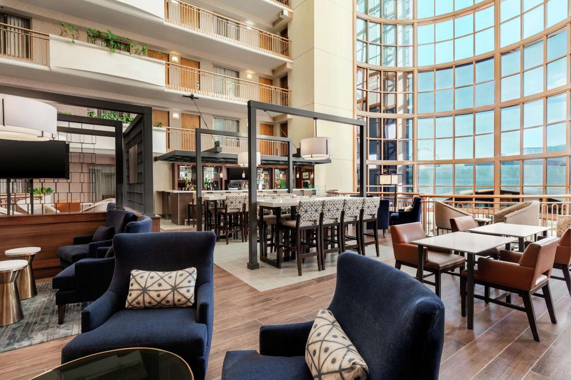 Embassy Suites By Hilton Convention Center Лас Вегас Екстериор снимка