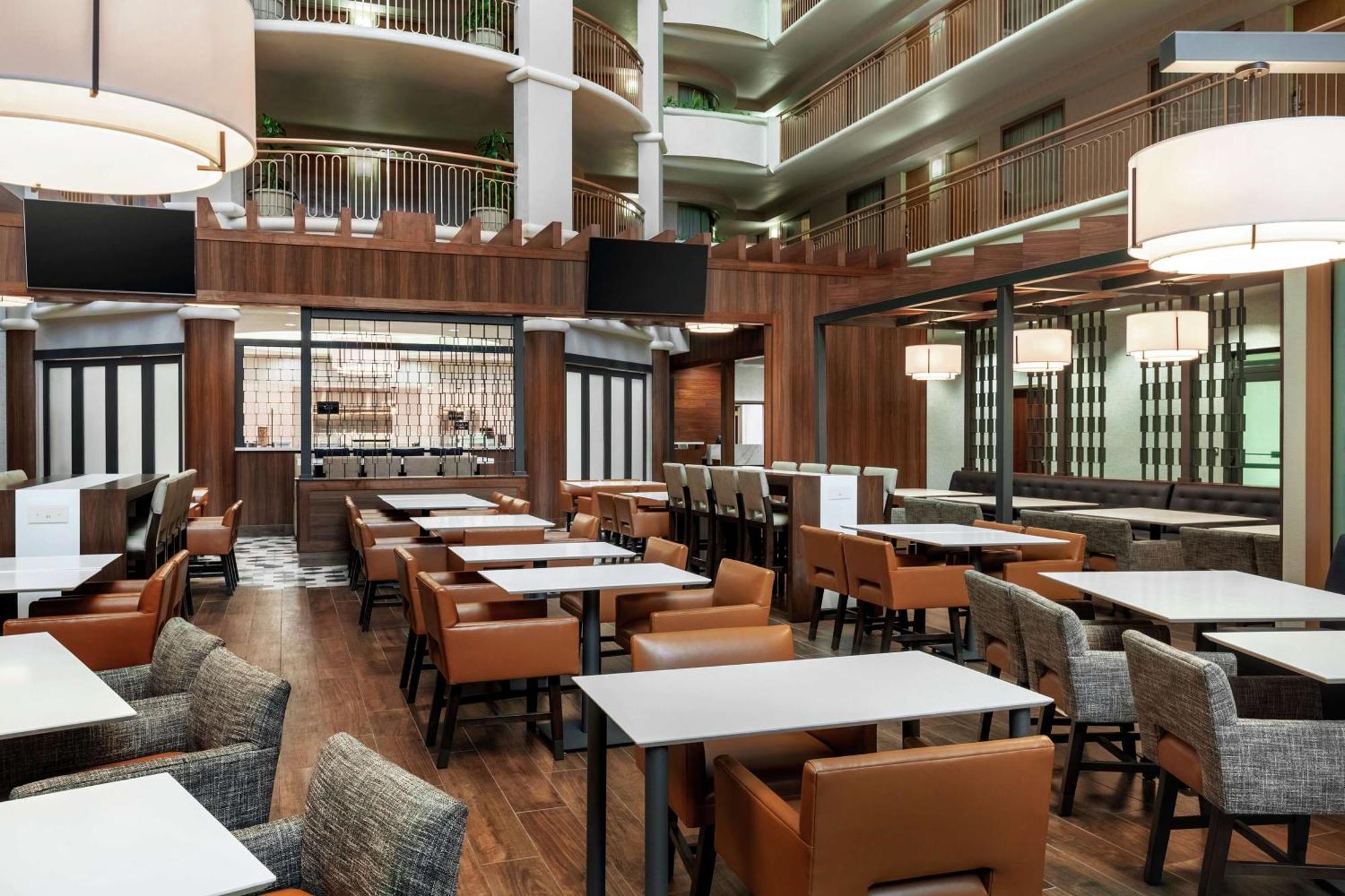 Embassy Suites By Hilton Convention Center Лас Вегас Екстериор снимка